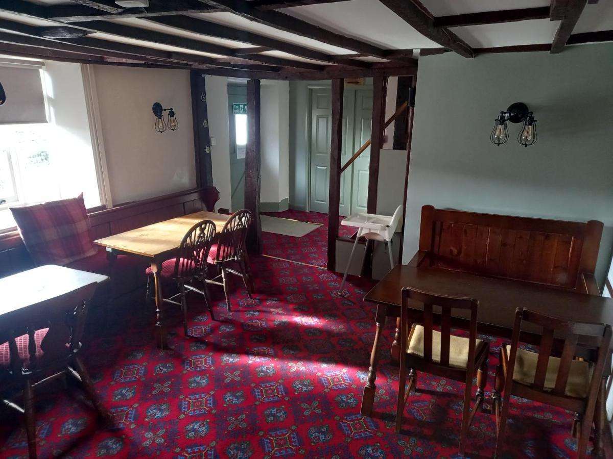The Crown Inn Wentnor Bagian luar foto
