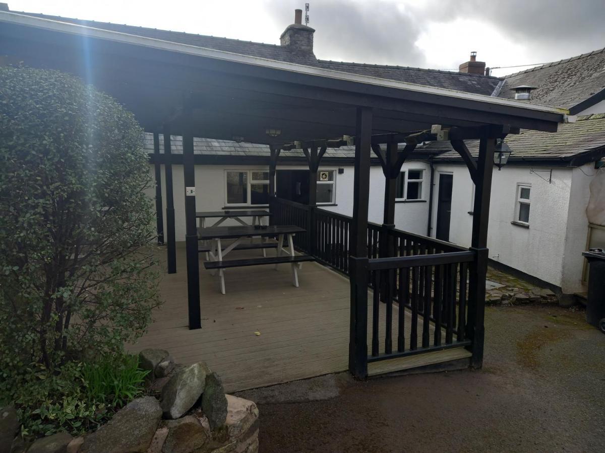 The Crown Inn Wentnor Bagian luar foto