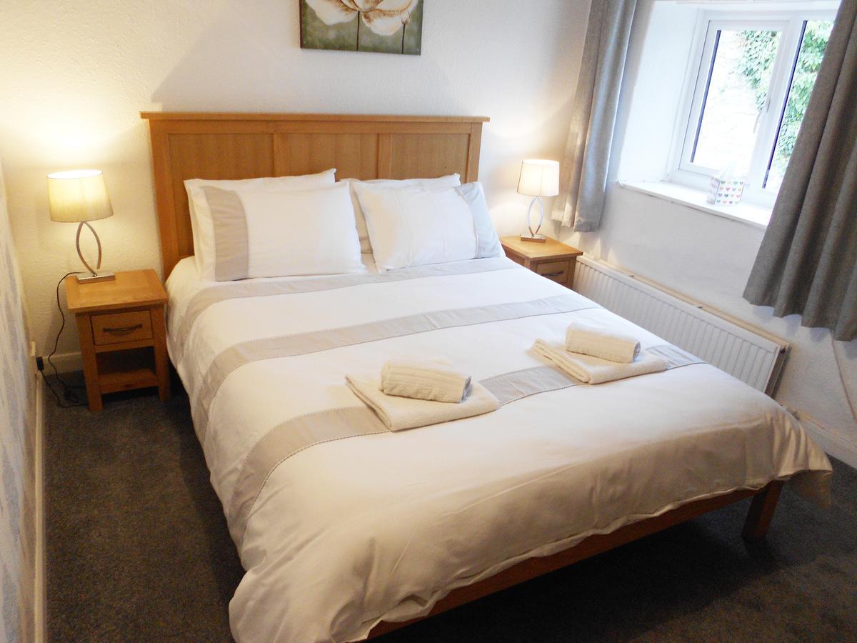The Crown Inn Wentnor Bagian luar foto