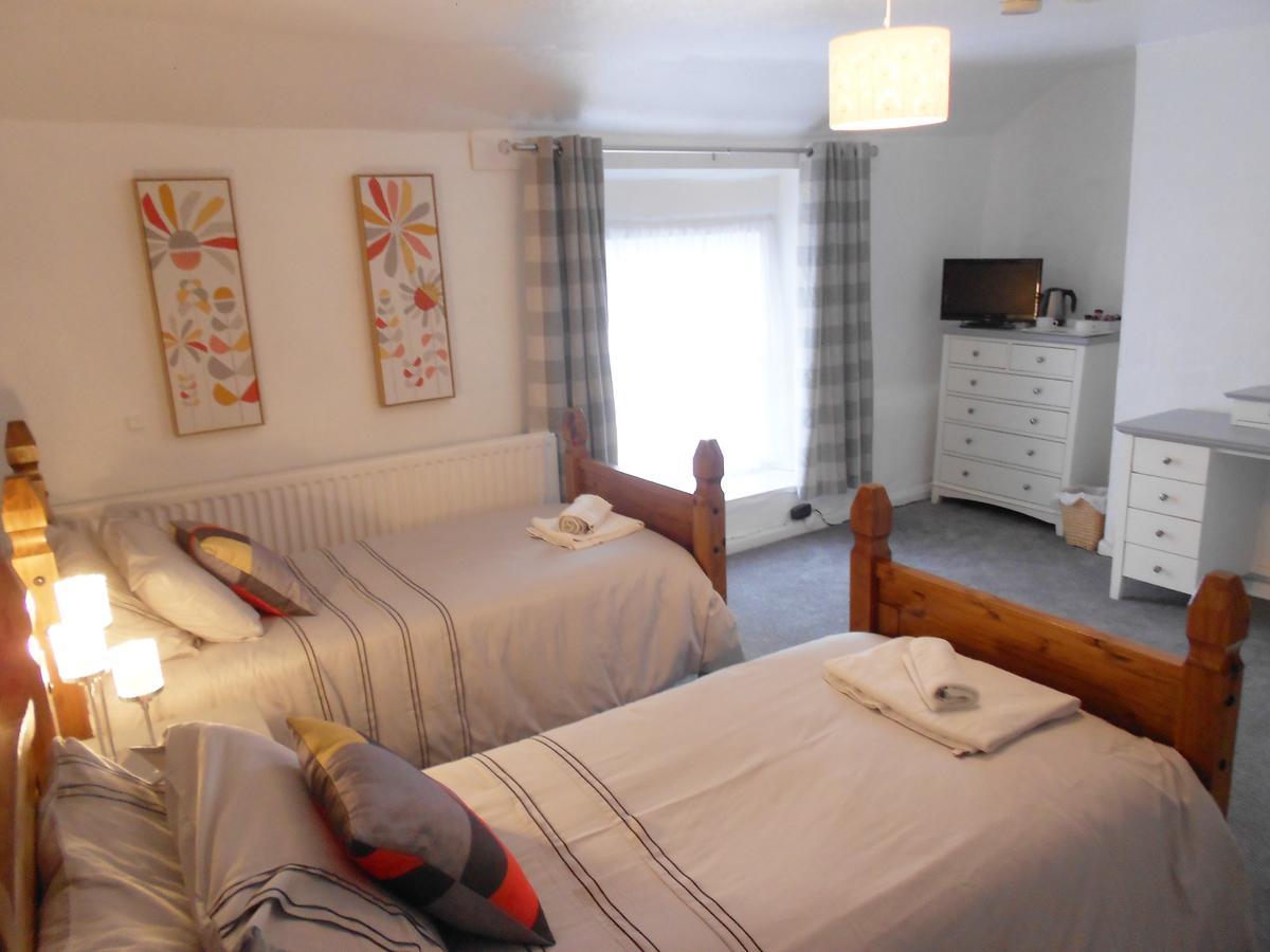The Crown Inn Wentnor Bagian luar foto